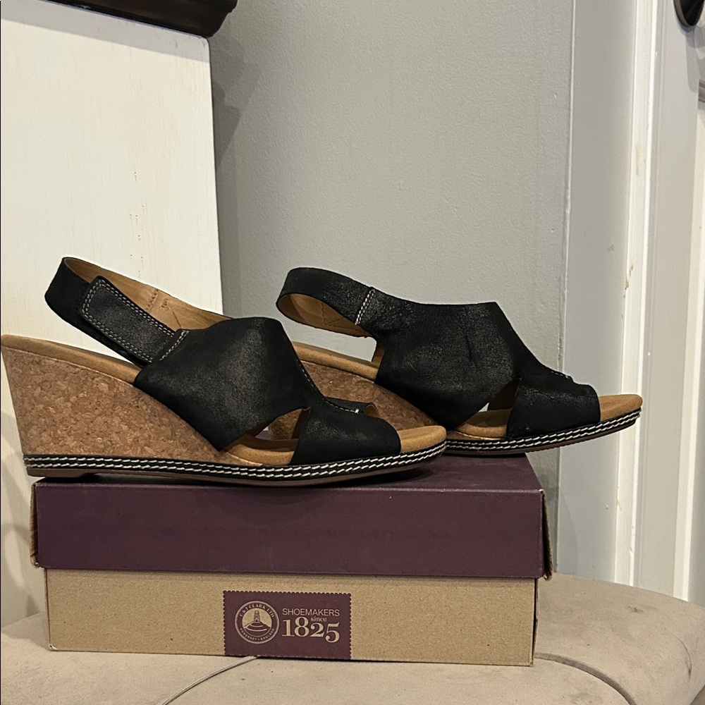 Clarks Black Leather Sandals with Tan Footbed